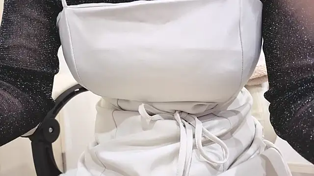 miho-ch online show from November 2025 01:05:02 PM