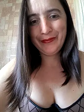 EvelinCutex online show from September 2025 12:00:02 PM