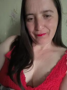 Snapshot of EvelinCutex chatting on May 2026 11:41:02 AM EvelinCutex online show from May 2026 11:41:02 AM