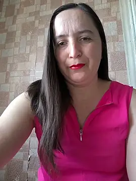 Snapshot of EvelinCutex chatting on May 2026 07:18:01 AM EvelinCutex online show from May 2026 07:18:01 AM