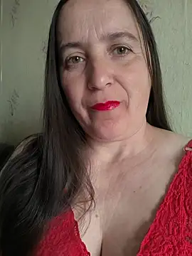 Snapshot of EvelinCutex chatting on May 2026 11:24:01 AM EvelinCutex online show from May 2026 11:24:01 AM
