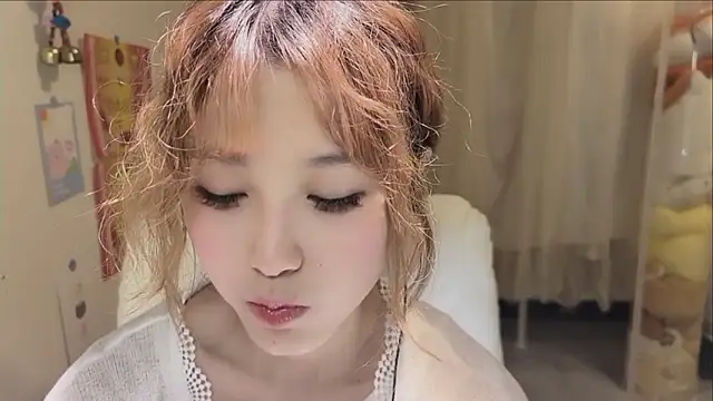 FuFu-puff online show from September 2025 12:10:01 PM