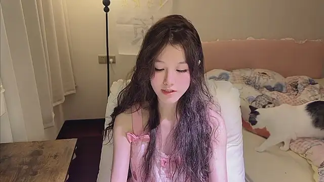 Snapshot of FuFu-puff chatting on December 2025 04:08:02 PM FuFu-puff online show from December 2025 04:08:02 PM