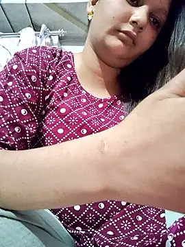 Anushka14321 online show from November 2025 06:19:01 PM