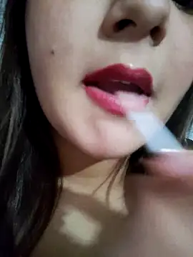 Anushka14321 online show from October 2025 07:47:02 PM