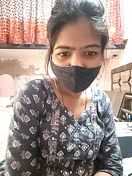 Snapshot of Paakhi-Singh chatting on November 2025 04:13:01 AM Paakhi-Singh online show from November 2025 04:13:01 AM