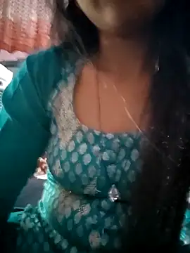 Snapshot of Paakhi-Singh chatting on October 2025 08:01:02 AM Paakhi-Singh online show from October 2025 08:01:02 AM