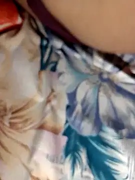 Snapshot of CUTE-NENA chatting on October 2025 03:00:01 PM CUTE-NENA online show from October 2025 03:00:01 PM