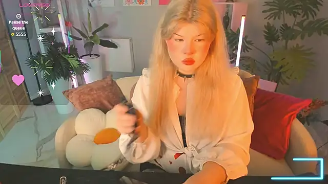 Snapshot of LilithNelson chatting on September 2025 06:15:01 PM LilithNelson online show from September 2025 06:15:01 PM