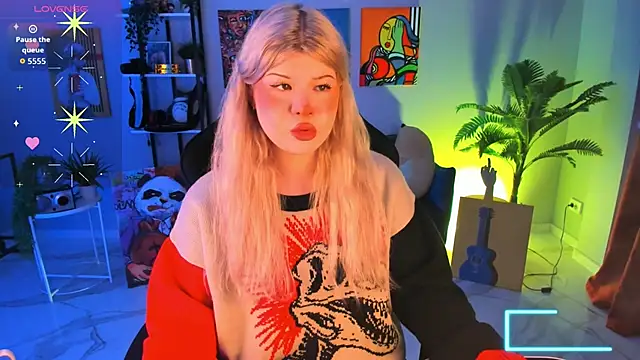 Snapshot of LilithNelson chatting on September 2025 06:03:02 PM LilithNelson online show from September 2025 06:03:02 PM