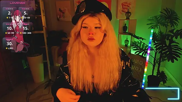 Snapshot of LilithNelson chatting on October 2025 05:56:02 PM LilithNelson online show from October 2025 05:56:02 PM