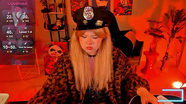 Snapshot of LilithNelson chatting on September 2025 12:43:01 AM LilithNelson online show from September 2025 12:43:01 AM