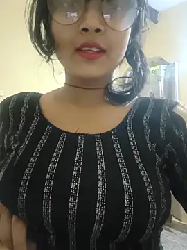 RAYI Queen 2 online show from November 2025 08:26:02 AM