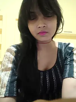 RAYI Queen 2 online show from November 2025 08:46:01 PM