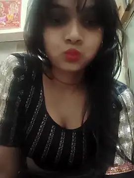 RAYI Queen 2 online show from November 2025 07:01:02 AM