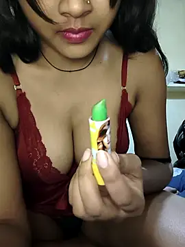 RAYI Queen 2 online show from January 2026 07:23:01 PM