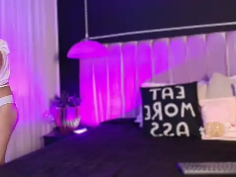 Dannyaa  online show from September 2025 12:44:02 PM