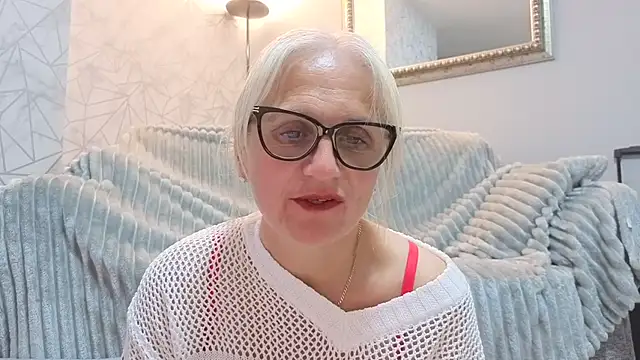 Velvet-Secrets online show from April 2026 09:10:01 PM