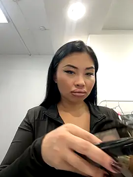 Mia stepMOM online show from October 2025 06:26:02 AM