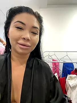 Mia stepMOM online show from October 2025 06:28:01 AM