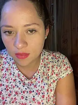 Snapshot of sabrossa chatting on March 2026 04:35:02 AM sabrossa online show from March 2026 04:35:02 AM