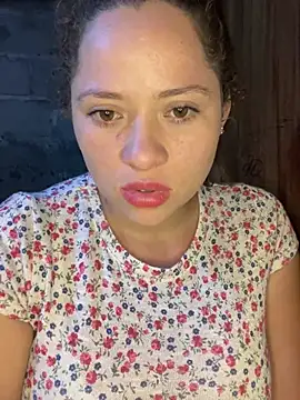 Snapshot of sabrossa chatting on March 2026 05:08:02 AM sabrossa online show from March 2026 05:08:02 AM