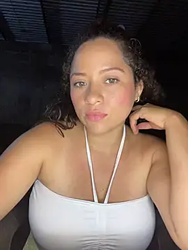 Snapshot of sabrossa chatting on June 2026 05:30:01 AM sabrossa online show from June 2026 05:30:01 AM