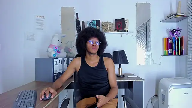 Snapshot of DEAMOL chatting on February 2026 01:22:02 PM DEAMOL online show from February 2026 01:22:02 PM