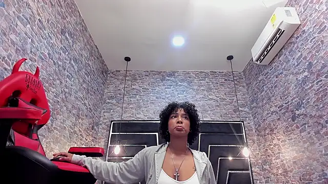 WILD FIREE  online show from February 2026 07:15:01 PM