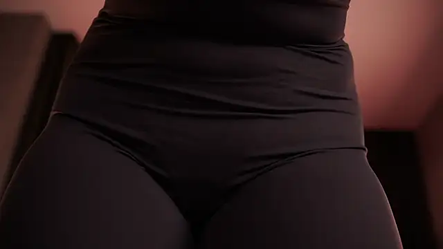 MaryHols online show from March 2026 05:13:01 PM