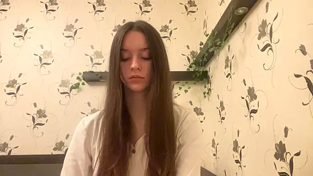 AshleyEady online show from October 2025 09:18:02 PM