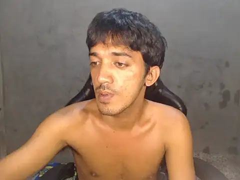 RowyCam online show from December 2025 09:52:01 AM