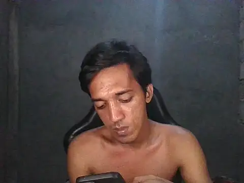 RowyCam online show from November 2025 03:13:02 PM