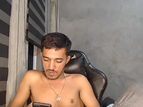 Snapshot of RowyCam chatting on September 2025 02:59:01 PM RowyCam online show from September 2025 02:59:01 PM