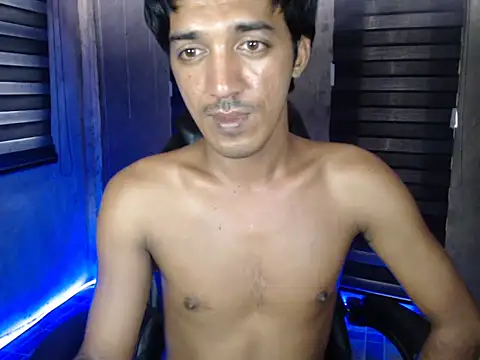 RowyCam online show from December 2025 03:11:05 AM