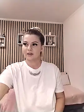 Mayaaaaaa  online show from November 2025 01:45:01 AM