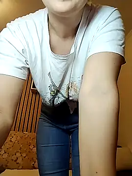 Mayaaaaaa  online show from December 2025 07:40:02 AM