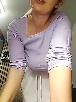 Mayaaaaaa  online show from November 2025 07:31:02 AM