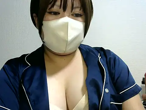 Snapshot of yuririn-594 chatting on October 2025 03:23:02 PM yuririn-594 online show from October 2025 03:23:02 PM