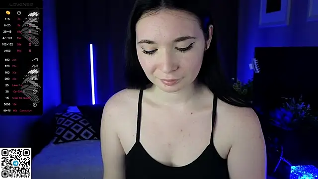 cute club online show from October 2025 05:02:01 PM