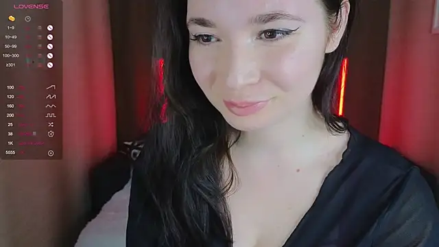 cute club online show from November 2025 08:01:01 PM