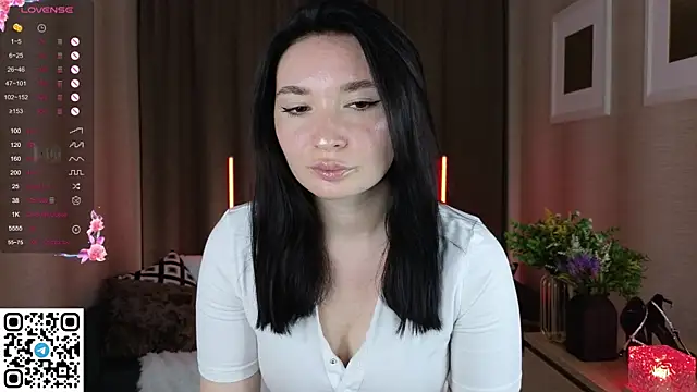 cute club online show from September 2025 05:03:02 PM