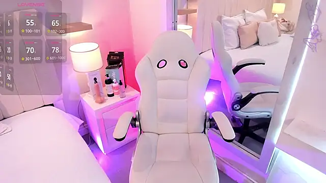 manyaa  online show from March 2026 07:47:01 PM