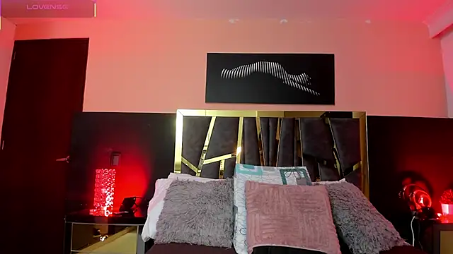 ScarletTorres online show from November 2025 03:26:01 PM