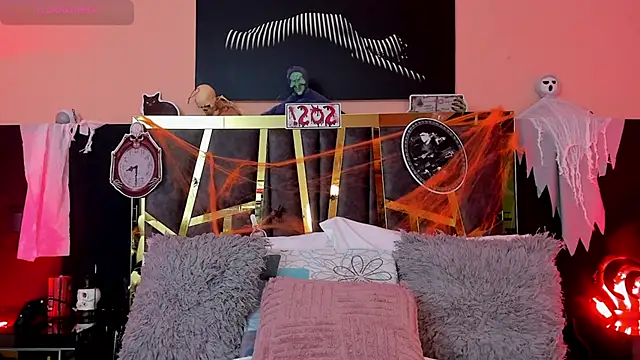 ScarletTorres online show from October 2025 07:02:01 PM