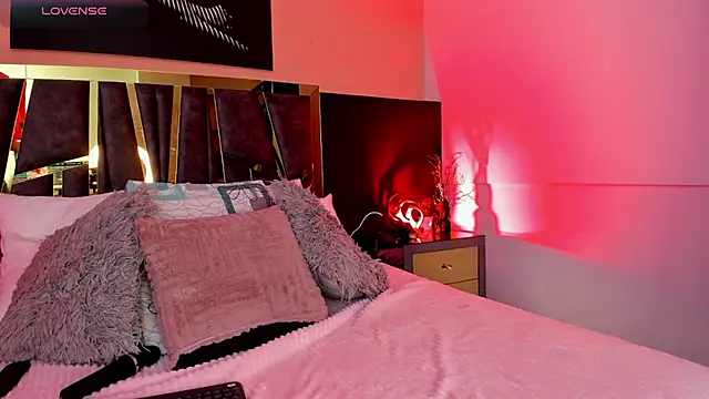 ScarletTorres online show from November 2025 06:33:02 PM