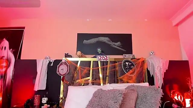 ScarletTorres online show from October 2025 05:36:01 PM