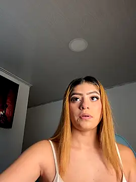 Melissa coll online show from September 2025 09:44:02 PM