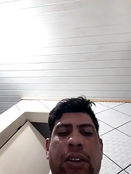 paulinhogostosinho online show from November 2025 05:33:01 AM