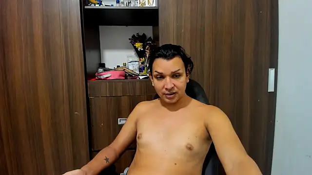 Snapshot of miss_bigcockts chatting on September 2025 07:25:01 AM miss bigcockts online show from September 2025 07:25:01 AM